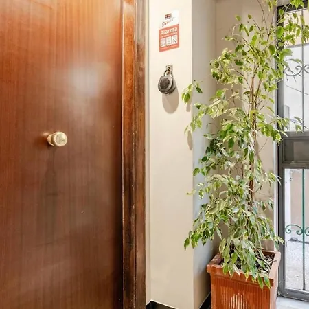 Petit Bijou Near Porto Antico Apartment *